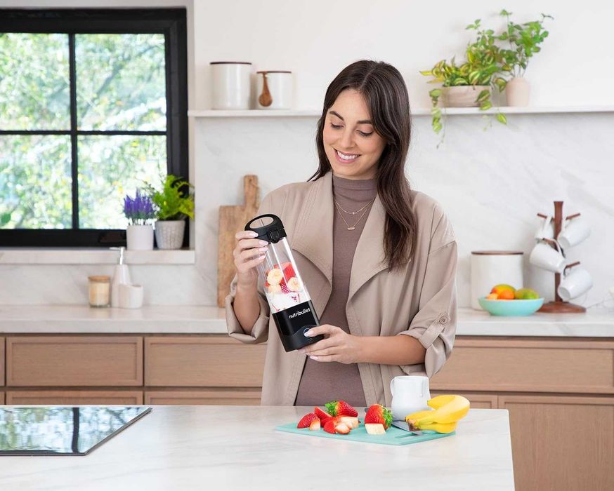 Преносим блендер Nutribullet Tritan NBP003B