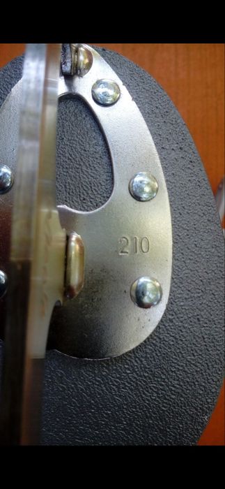 Продам коньки для девочек.