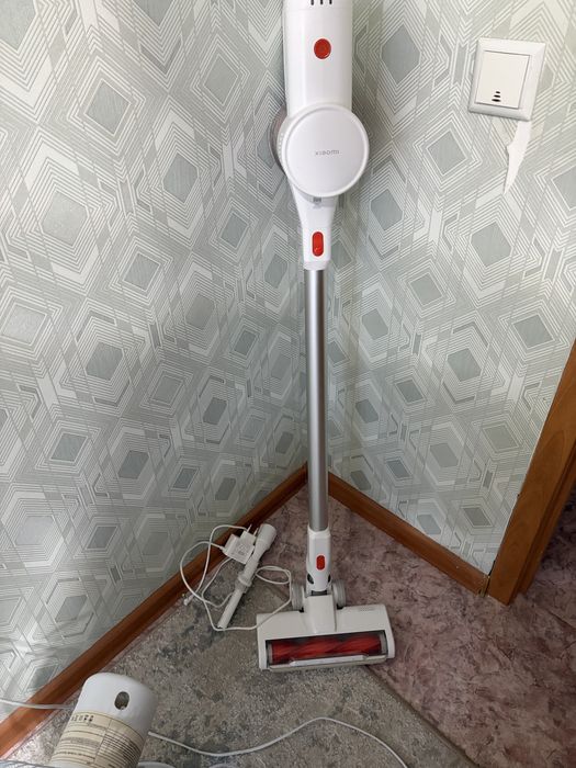 Продам пылесос Xiaomi