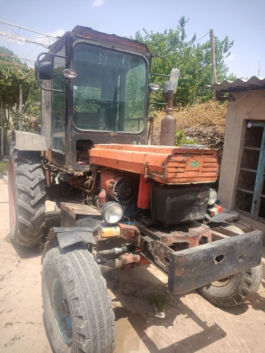 Traktor 28 1993 yili xanma joyi ishlaydi