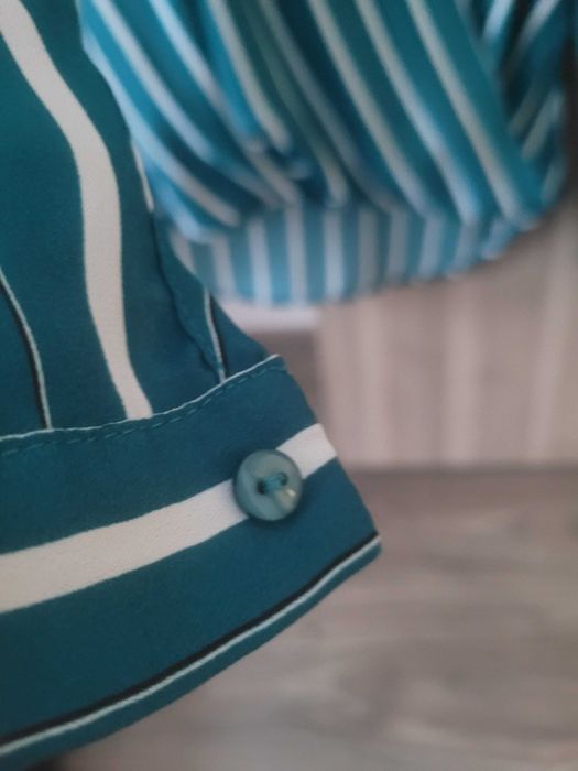 Bluza office cu dungi-20 lei