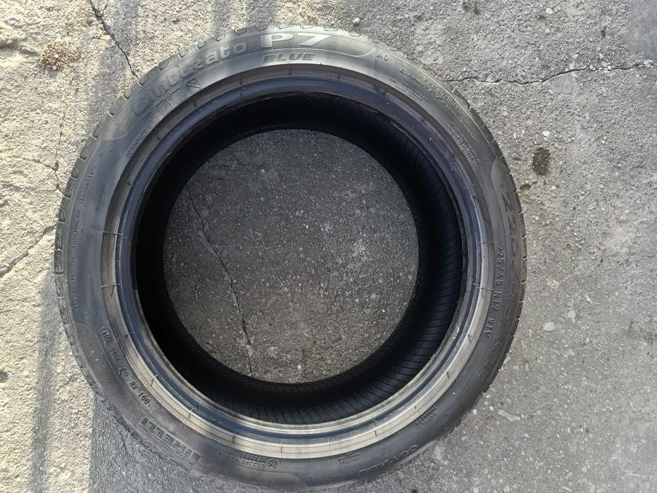 Vând 4 anvelope vara 225/45/17 Pirelli Cinturato in stare buna!