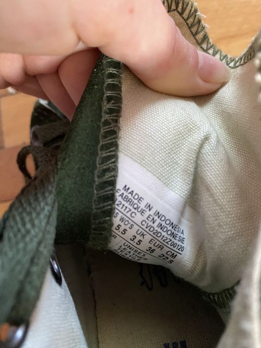 Tenişi Converse.
