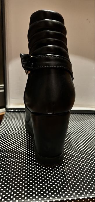 Ботильоны женские Betsy