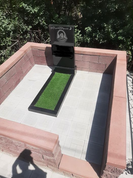 Памятники, оградки