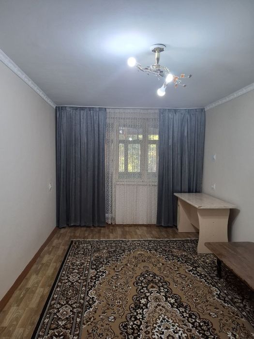 Нефтяник 37. домдан 36 квартира сотилади 2 хонали 2 етаж