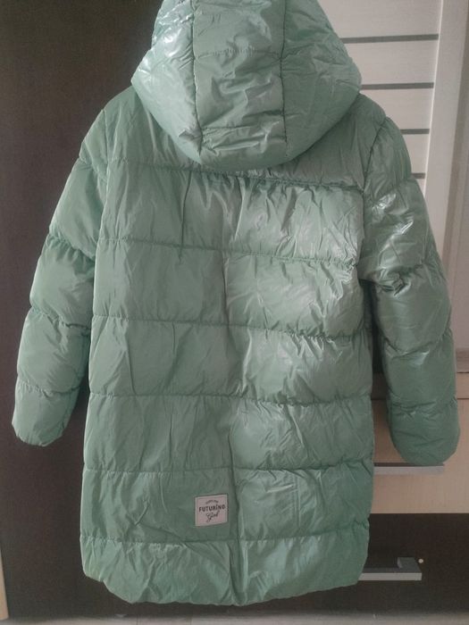 Продам зимнию куртку