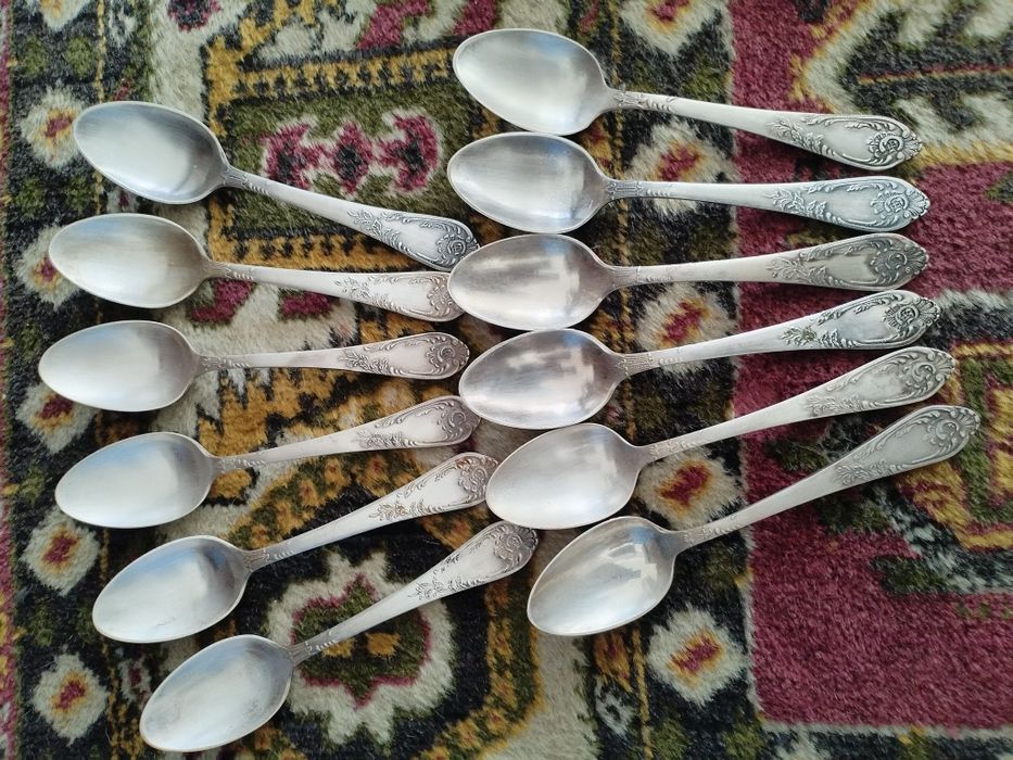 Посуда. Мельхиор. Ложки десертные 12 шт. Ножи. Наборами.