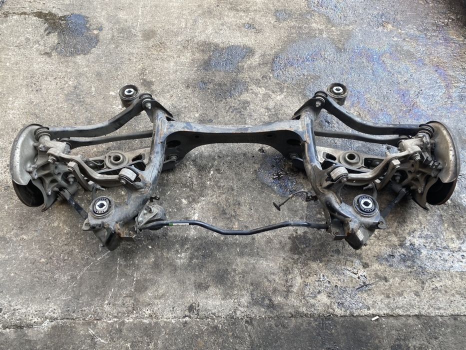 Punte spate completa Audi A4 B9 / A5 8W 2016-2024