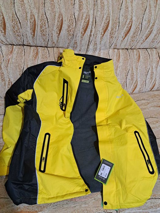 Мъжко водонепропускаемо яке