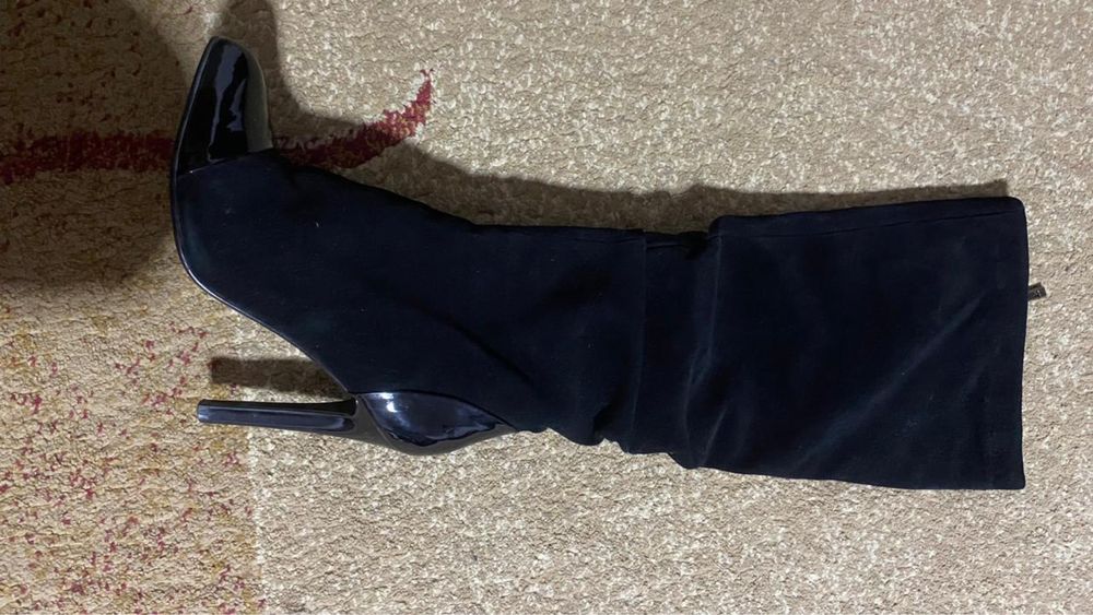 Продам сапоги на шпильке