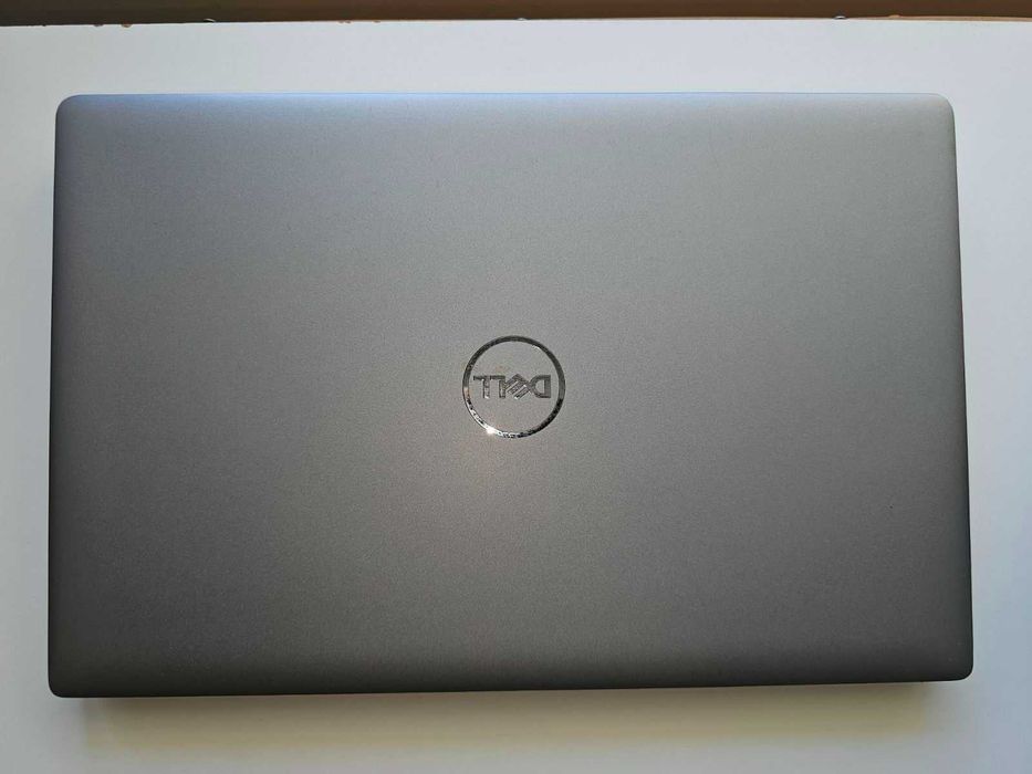 Dell Latitude 5520 / 15.6” FHD IPS / i5-1135G7 / 16GB RAM / 2.5TB SSD