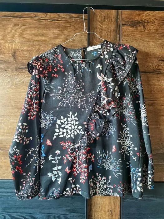 Дамска риза