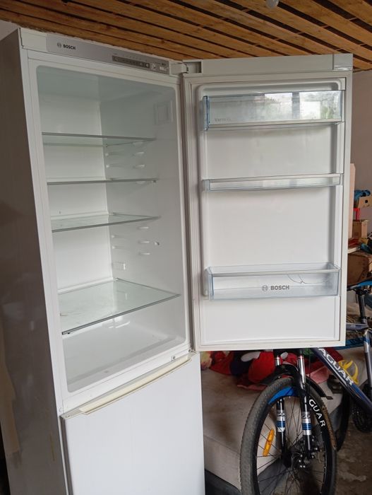 Продаётся холодильник BOSCH