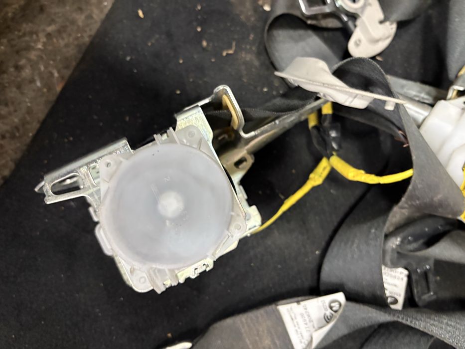 Toyota Rav 4 2015 година Предпазни Колани