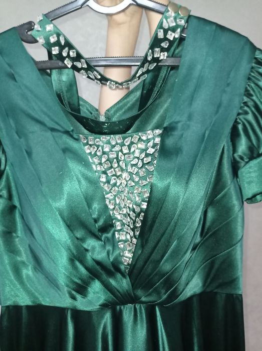 Вечерний койлак 36-38 размерга торги келадиган