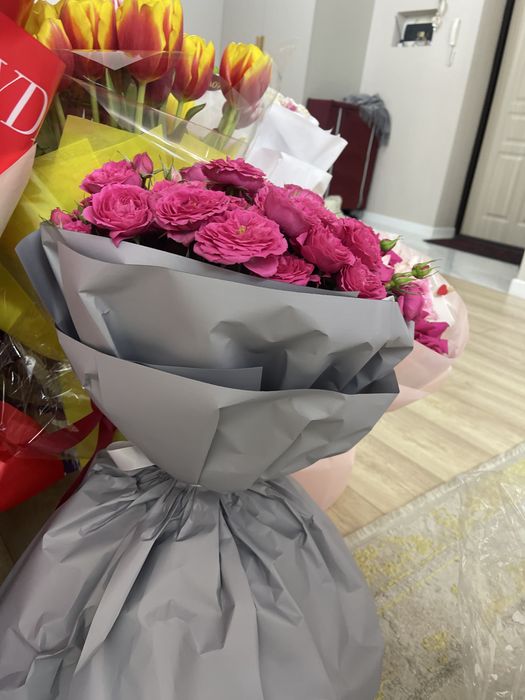 Нежность кустовых роз