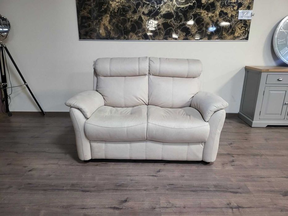 Кремав диван двойка от плат