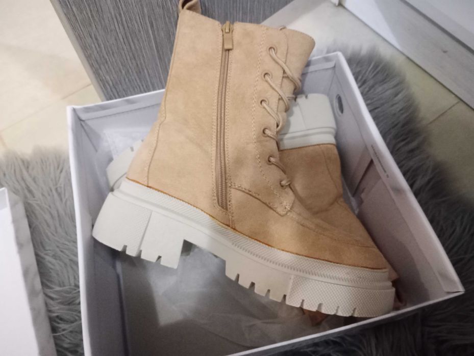 Дамски зимни боти