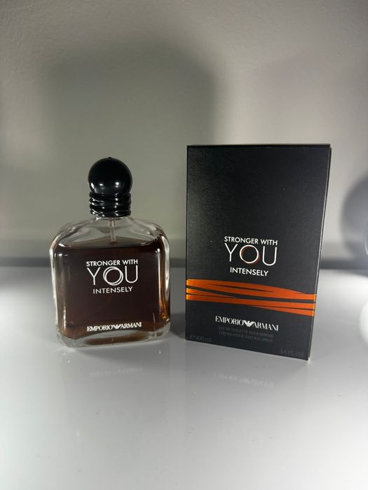 Oferta 2 parfumuri(valentino si stronger with you)