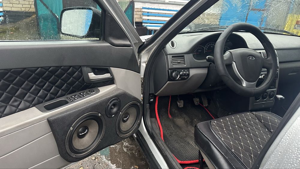 Lada Priora 2013год