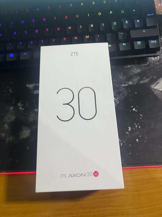 Смартфон ZTE AXON 30, 128GB, 8GB RAM, 5G