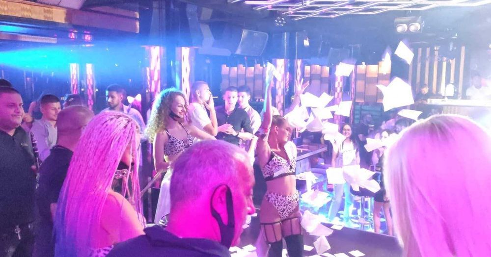 Dj музика, караоке по ваше желание,цени нормални.