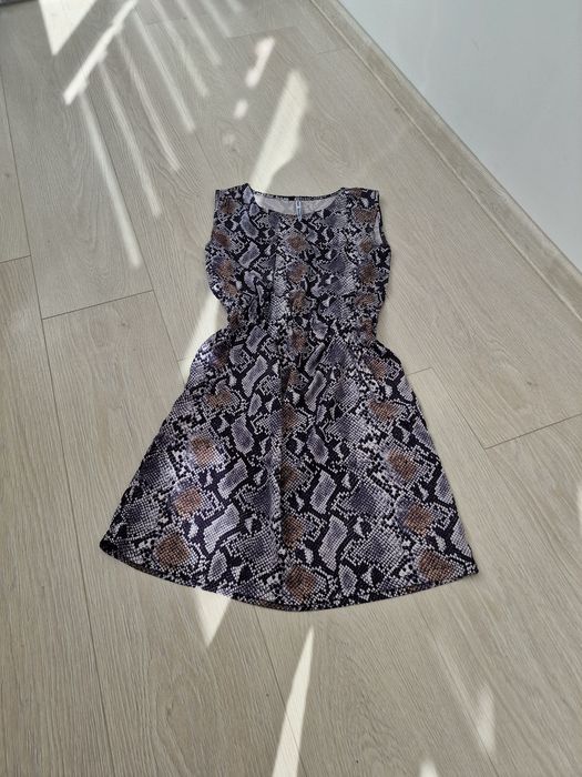 Lot 2 rochite superbe Xs in stare perfectă