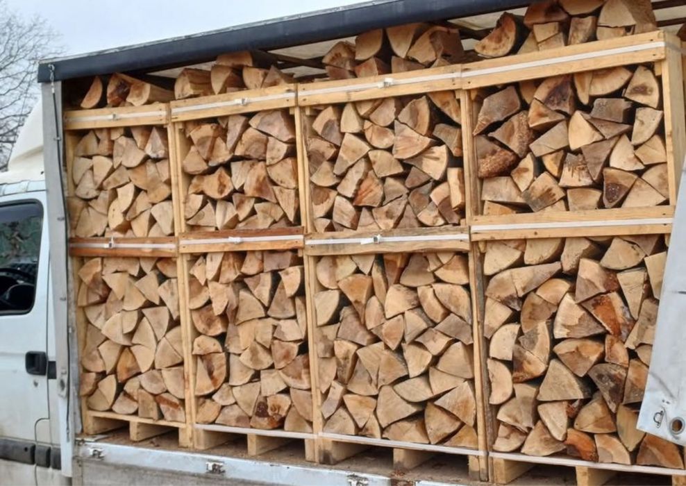 Vindem lemne la palet si metru ster lichidare de stoc