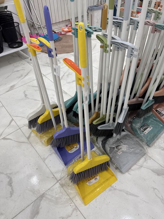 Веник с совком сюпластиковые