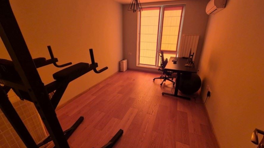 Дава се под наем Тристаен апартамент в София, Витоша - 110 кв.м за 1095.99 € - Снимка #3