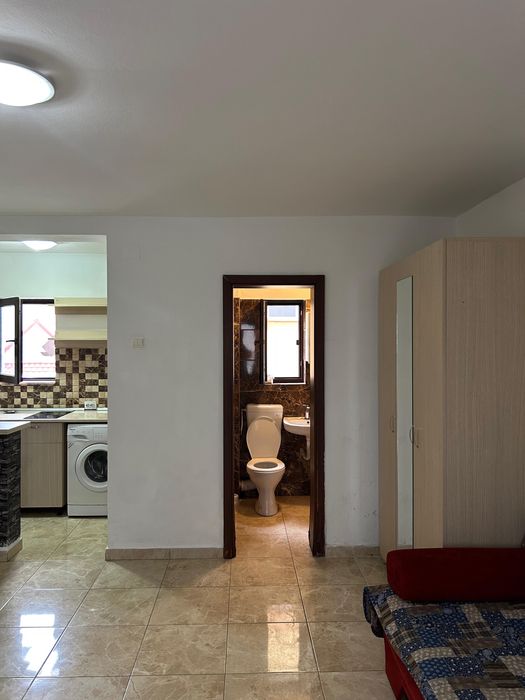 Inchiriez garsoniera