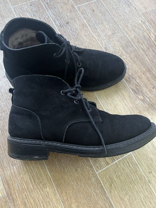 Замшевые натуральные ботинки