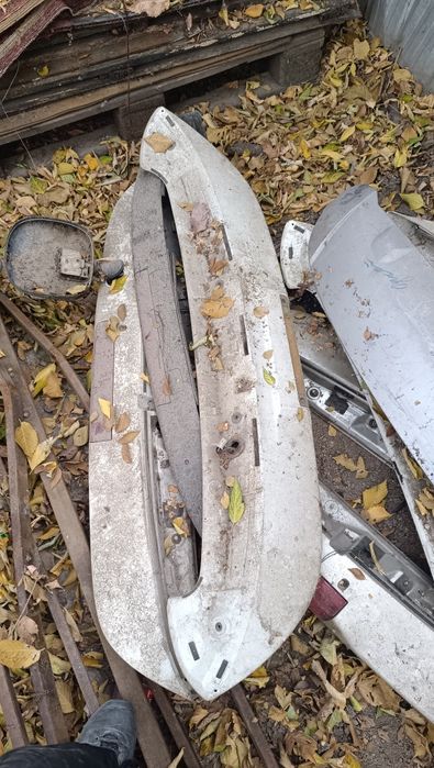 Спойлеры Тойта Естима разные