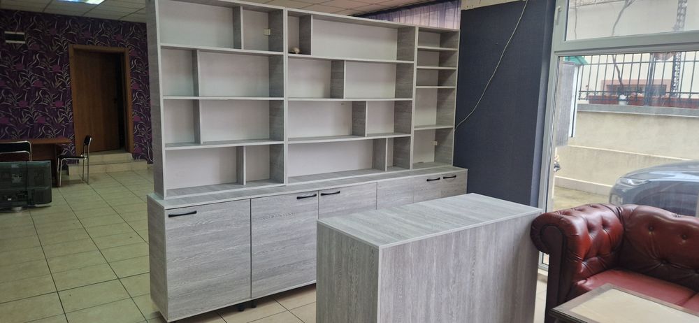 Офис оборудване  с бюро