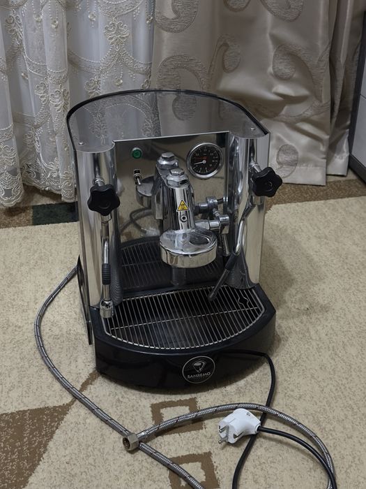 Профессиональная кофемашина Sanremo