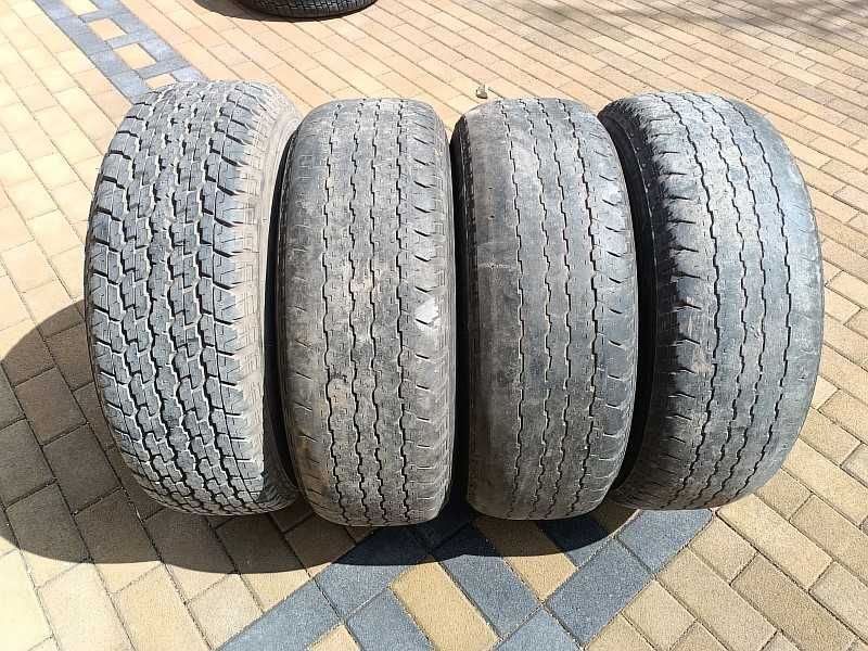 Шины 255/70 R15 - "Bridgestone Dueler H/T" (Япония), летние.