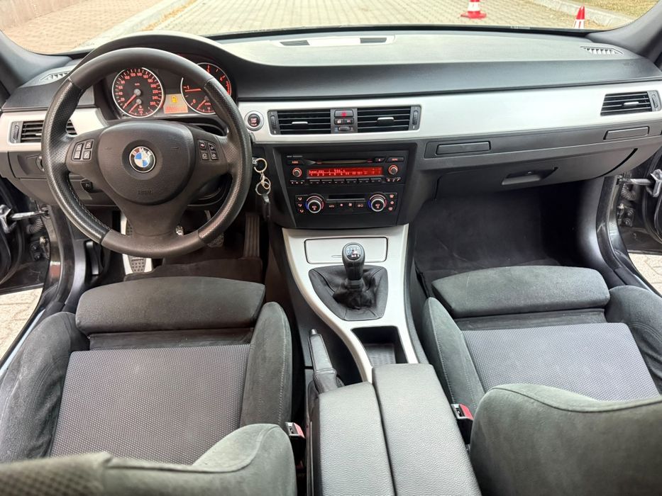 Bmw e90 318D //M packet de Fabrica