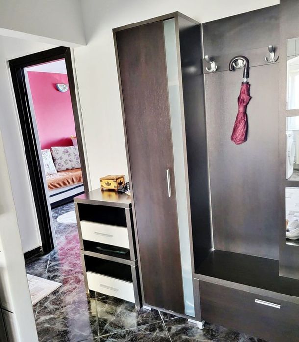 Închiriez apartament 2 camere