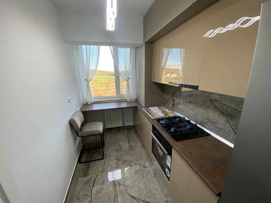 Închiriez apartament 2 camere Veneția Residence , Tătărași — fotografia 3