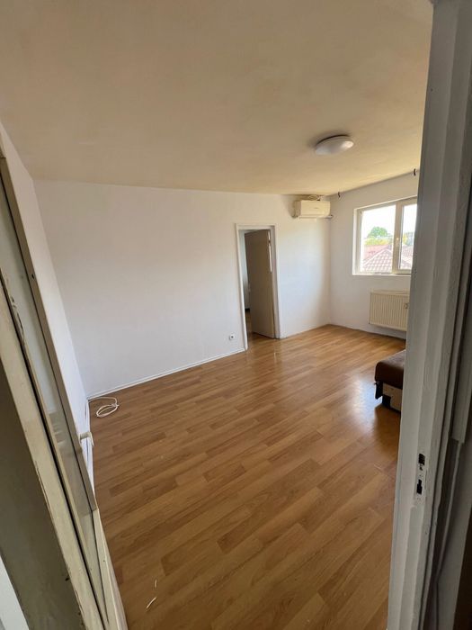 De vanzare apartament zona Mihai Bravu