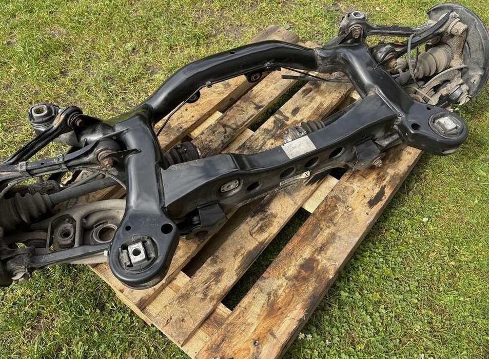 Axa spate completa BMW seria 1 E87 E81 118i 120i seria 3 e90 318i 320i n45 n46 n43 , planetara, brat , fuzeta, cadru H, cadru spate