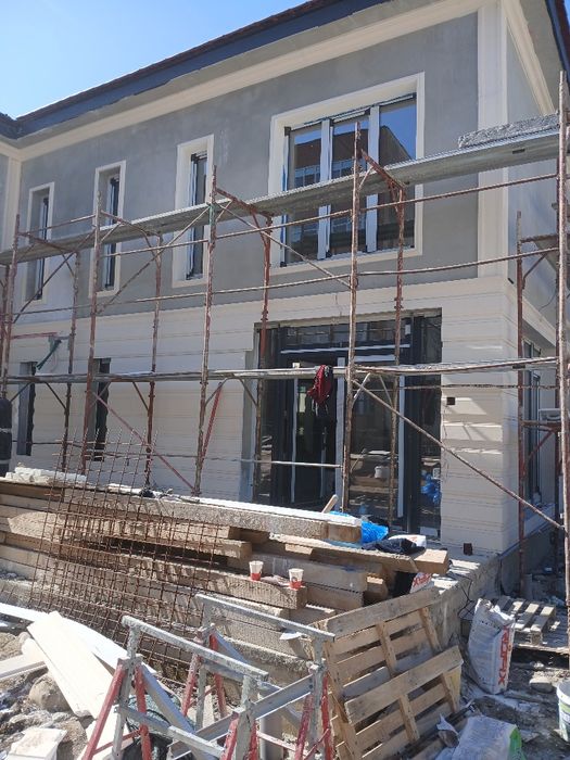 Executam lucrări de construcții
