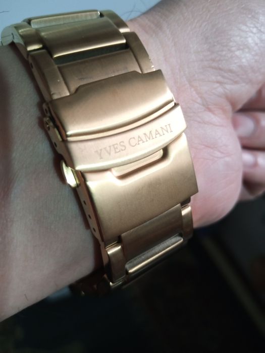 Продам часы Yves Camani