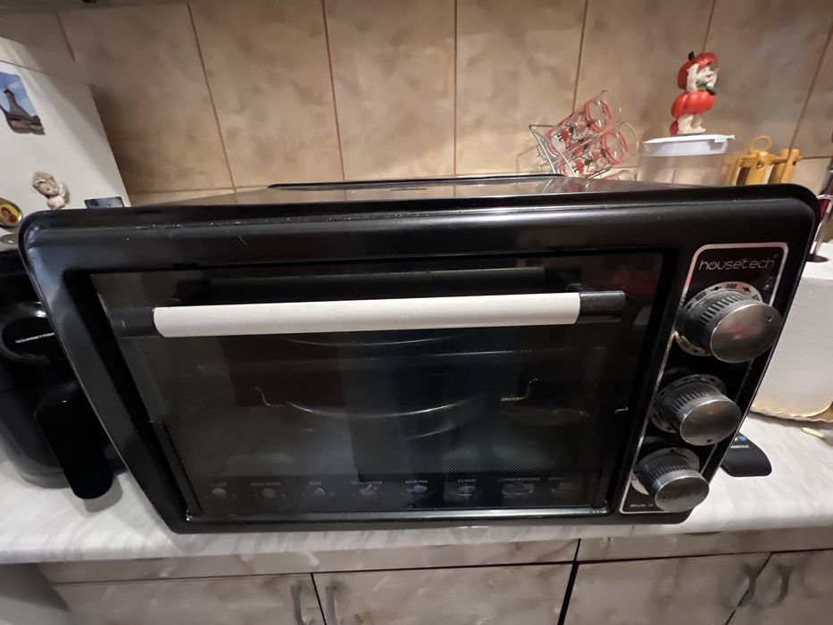 Cuptor electric housetech