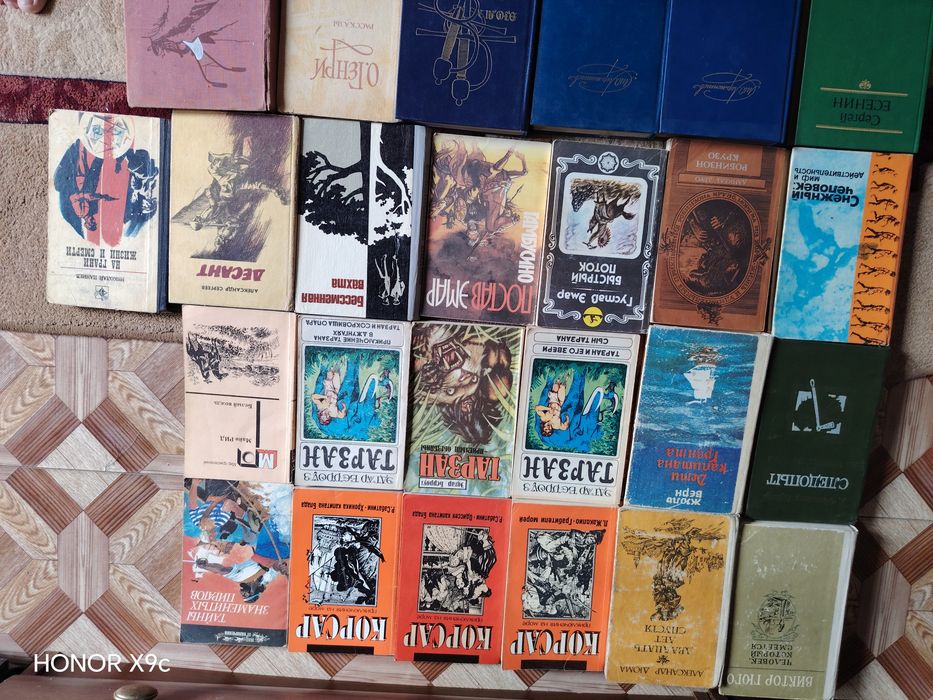 Продам книги разные
