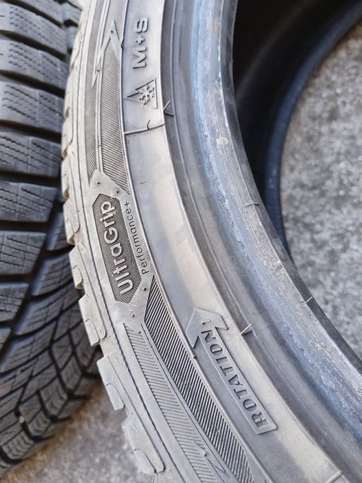Зимни гуми Goodyear 245 /45/18