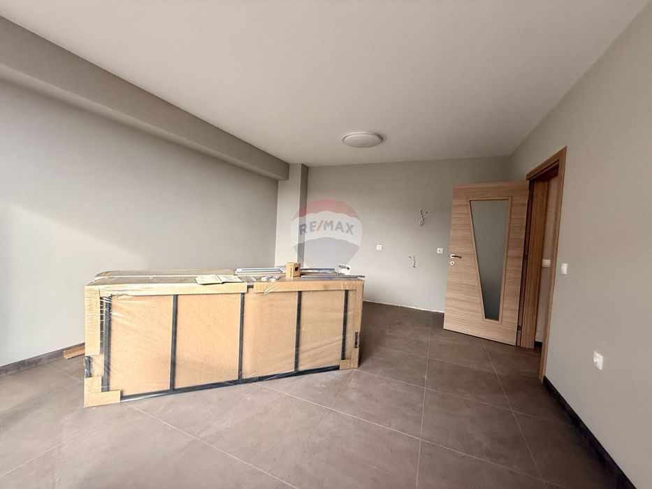 Продава се Двустаен апартамент в Варна, Виница - 69 кв.м за 1142 €/кв.м - Снимка #6