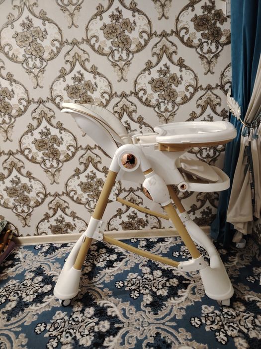 Стул для кормления