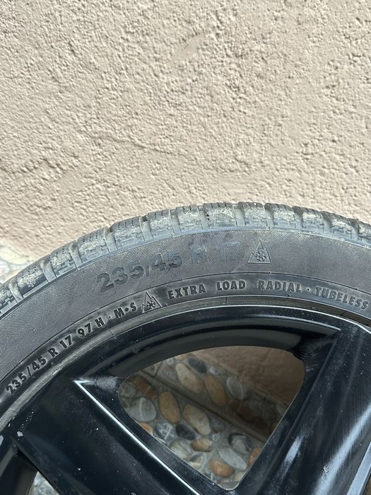 Vand/ schimb roti 5x112 235 45 17 m+s continental